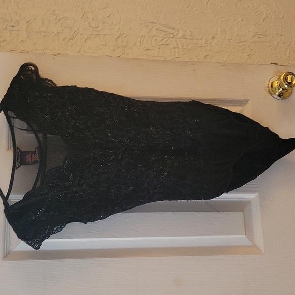 Blouse - Picture 2 of 2